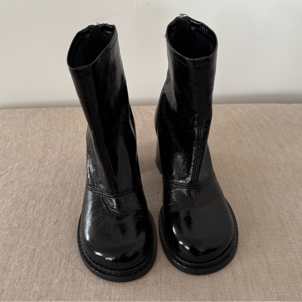 Topshop Black Ankle Boots Sleek Minimalist Design sz 6